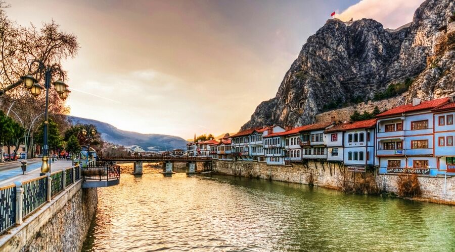 Sivas, Tokat, Amasya, Çorum, Çankırı Butik Tur  (Hızlı Tren Gidiş - 4 Gece Otel)