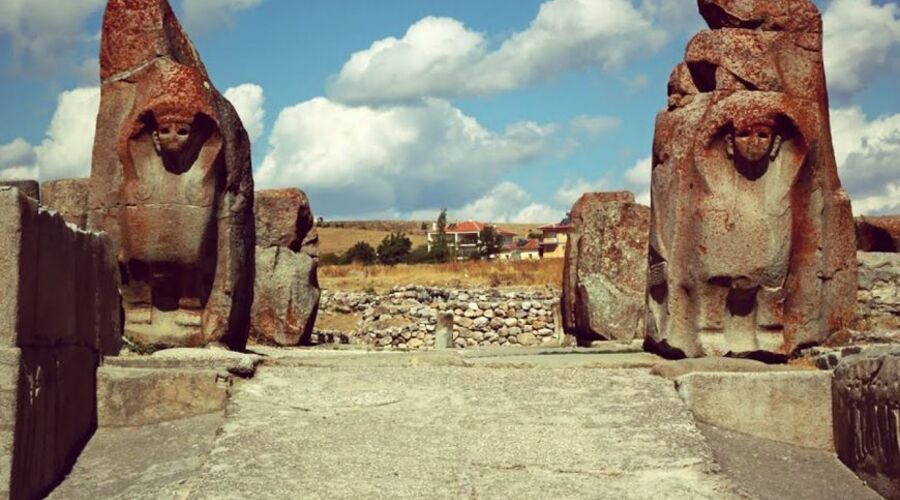 Sivas, Tokat, Amasya, Çorum, Çankırı Butik Tur  (Hızlı Tren Gidiş - 4 Gece Otel)