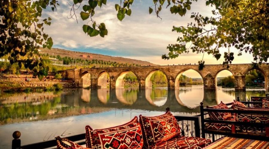 Uçaklı Butik Elazığ Tunceli Diyarbakır Turu (2Gece 3Gün)