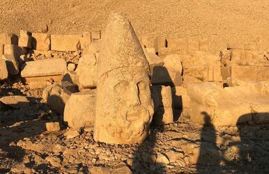 Uçaklı Butik Urfa Göbeklitepe Nemrut Diyarbakır ( 2 Gece 3 Gün )